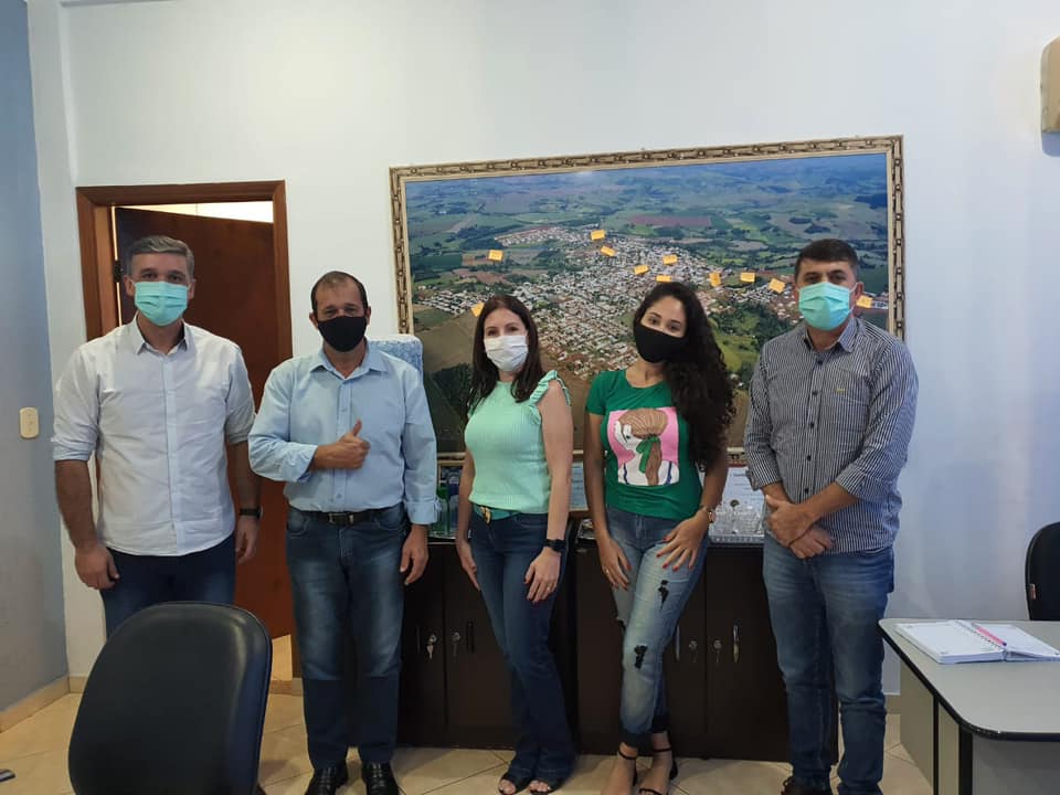 Prefeitura de Jardim Alegre recebe membros da Secretaria de Saúde do Estado(SESA) para tratar de as