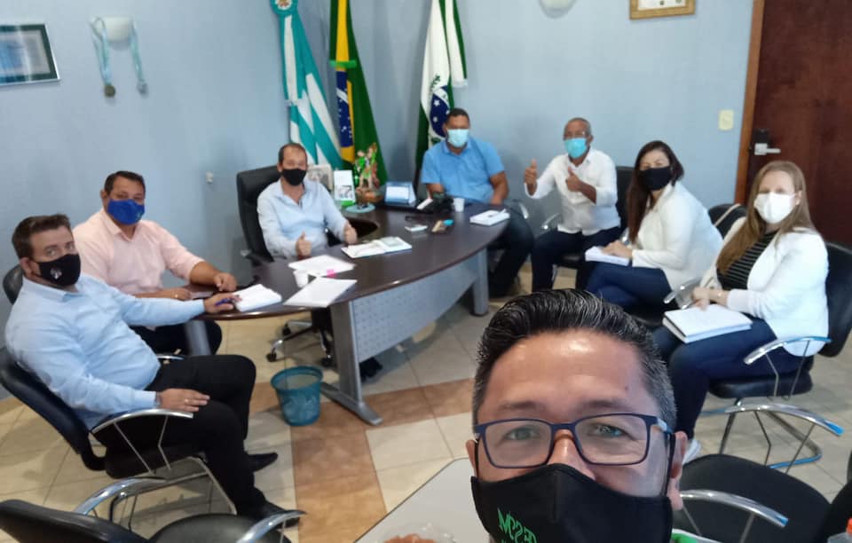 Em reunião realizada no dia 17/02 em Jardim Alegre, o CDS(Consórcio de Desenvolvimento Sustentáve