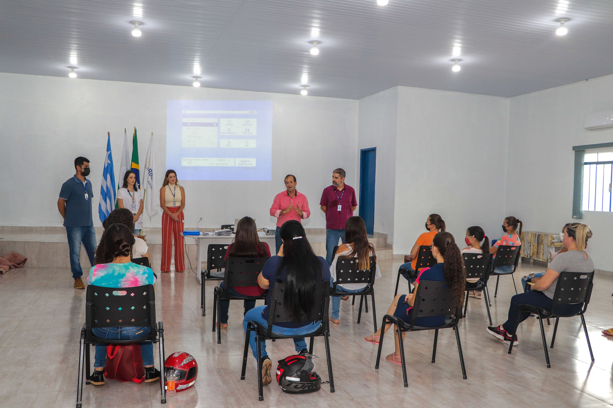 Curso de Corte e Escova Feminino