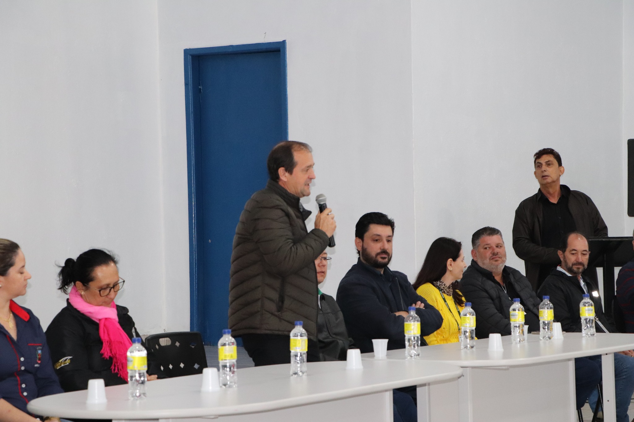 Prefeitura de Jardim Alegre entrega as chaves de 41 moradias do Conjunto Amador Gonçalves