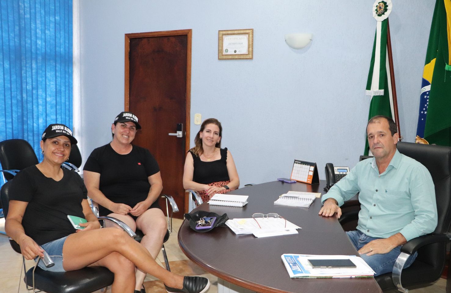 Reunião com a Ong Toca de Assis
