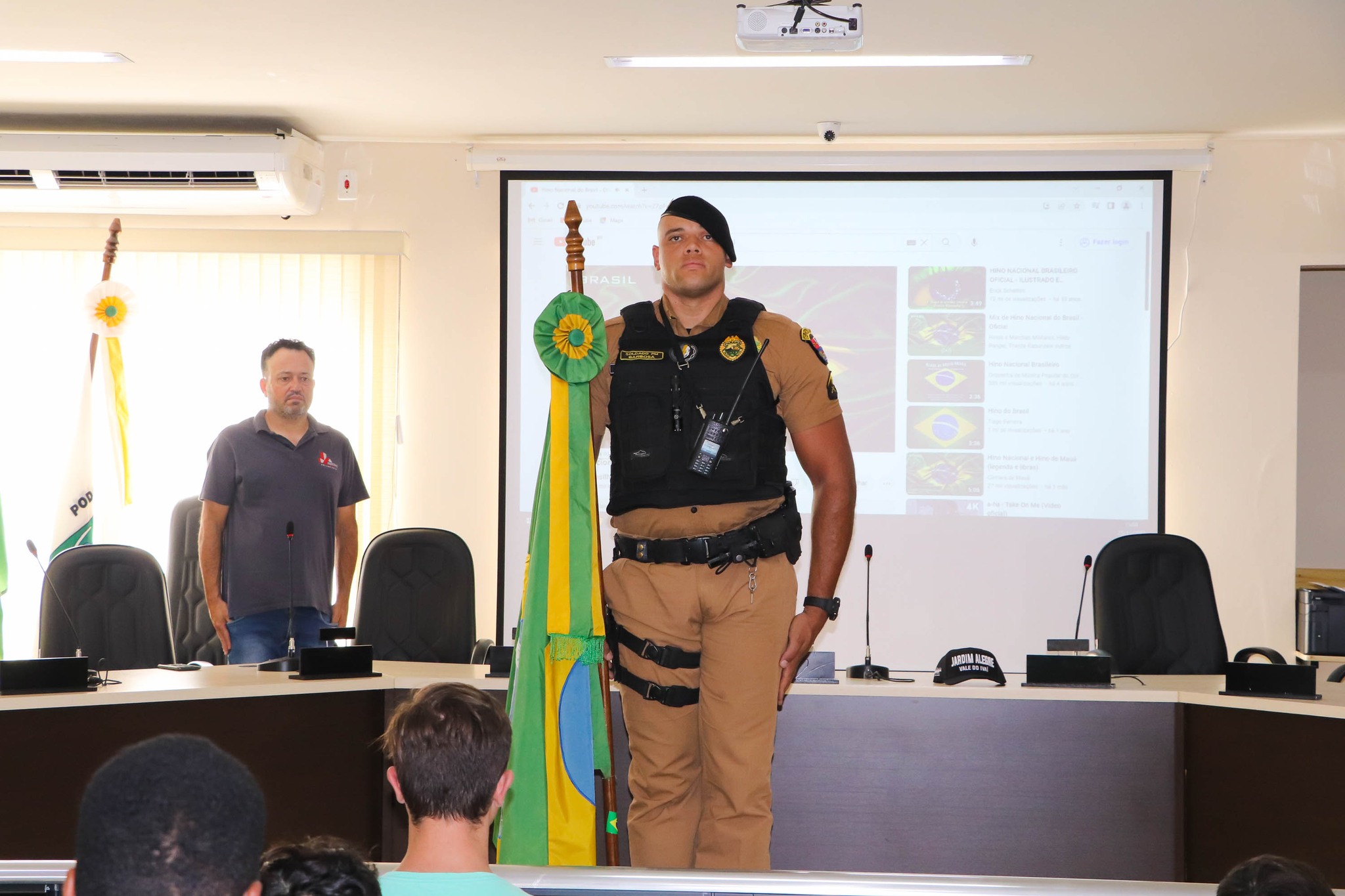 JURAMENTO À BANDEIRA, LEALDADE E COMPROMISSO COM A PÁTRIA! 