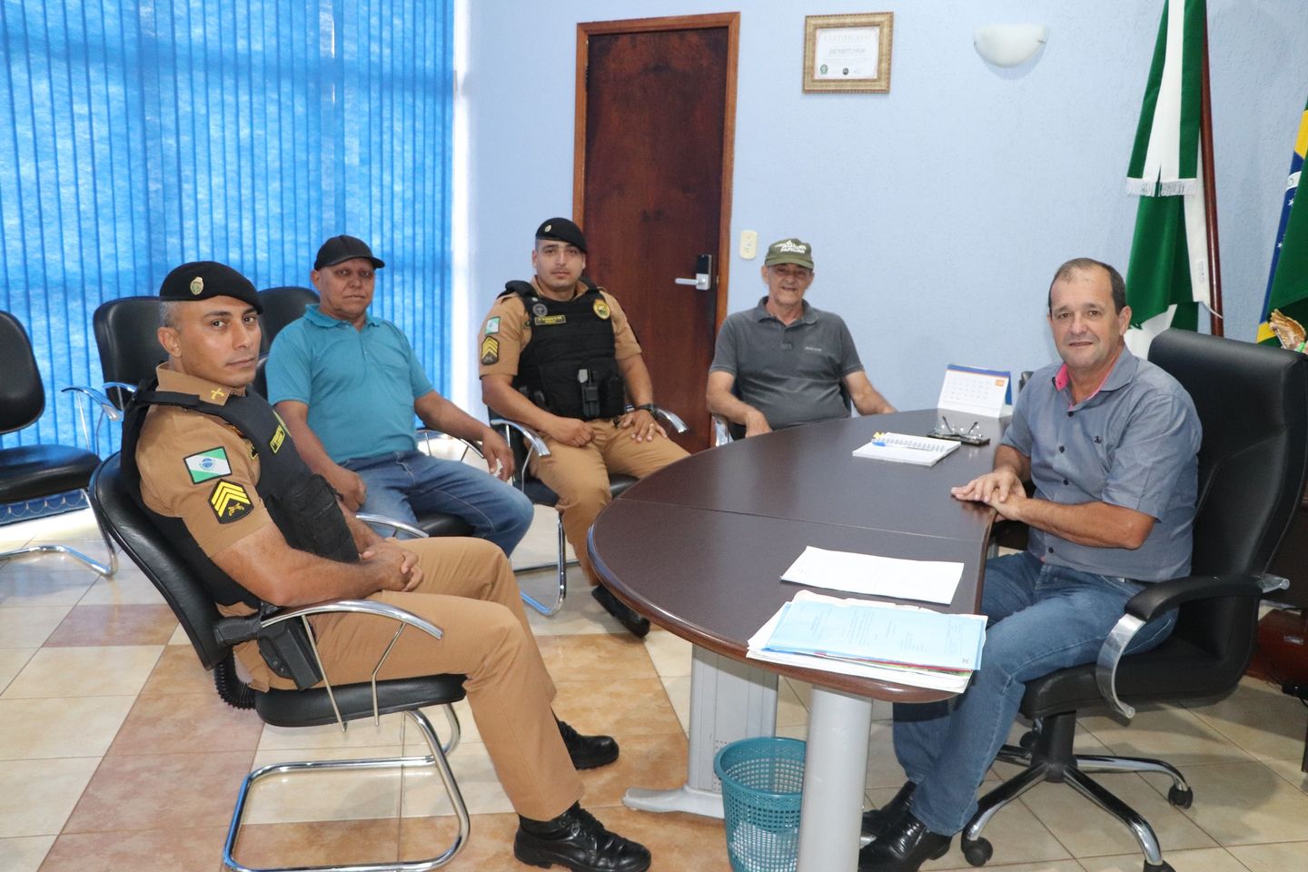 VISITA DO ATUAL COMANDANTE DO DESTACAMENTO DA POLICIA MILITAR