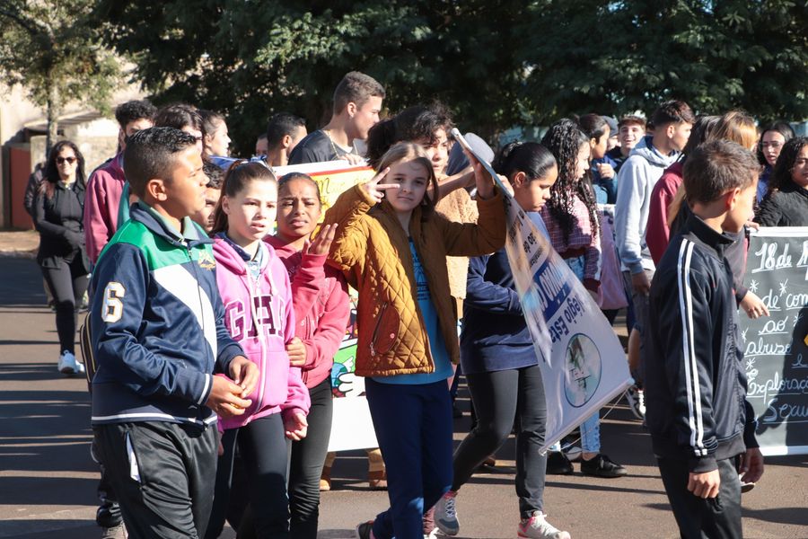 PASSEATA EM CAMPANHA AO  MAIO LARANJA!