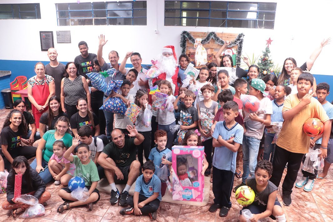 FESTIVIDADE E ALEGRIA: Serviço de Convivência e Fortalecimento de Vínculos 
