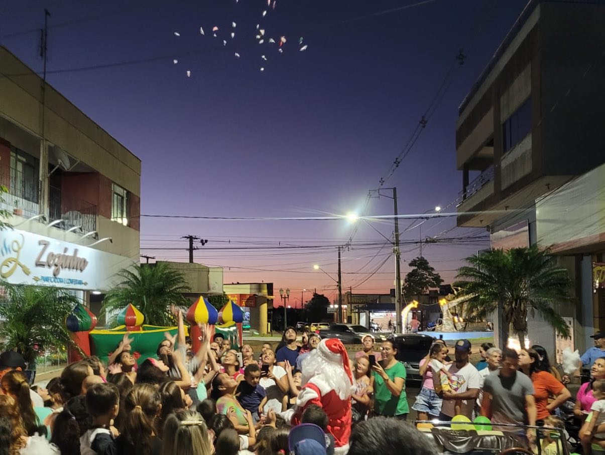 A CHEGADA DO PAPAI NOEL EM JARDIM ALEGRE 