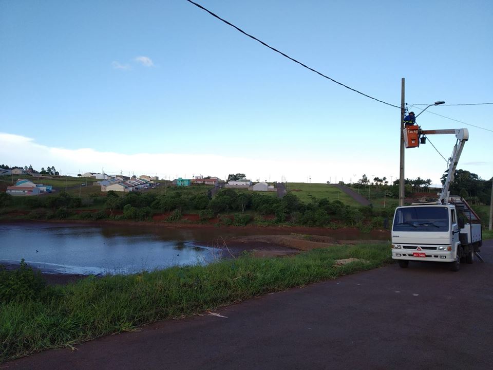 Iluminação de LED no Lago