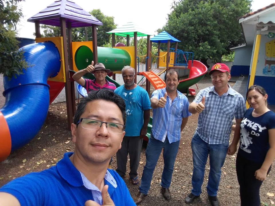 MUITA DIVERSÃO NO PARQUINHO – PLAYGROUND