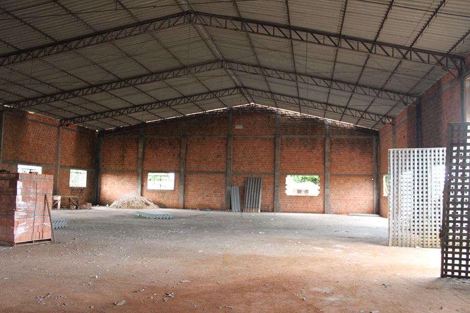 Reforma do barracão da Cooperativa Cocavi