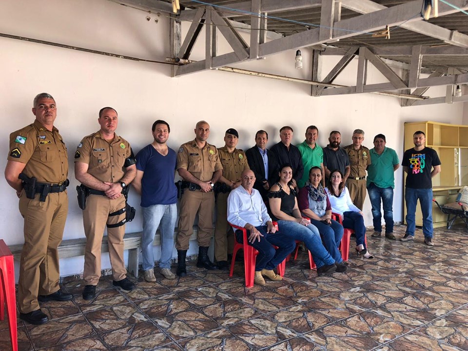JARDIM ALEGRE RECEBE A VISITA DO CORONEL CESAR KOGUT DIRETOR DO DETRAN (DEPARTAMENTO DE TRÂNSITO) D