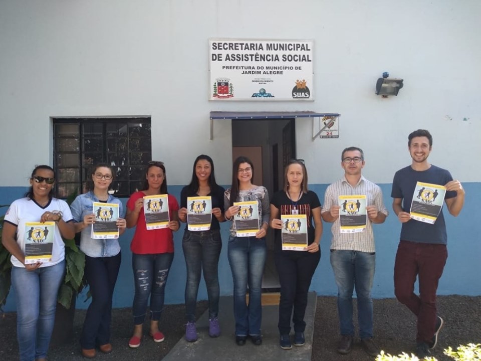 CAMPANHA QUEM DÁ ESMOLA, NÃO DA FUTURO!