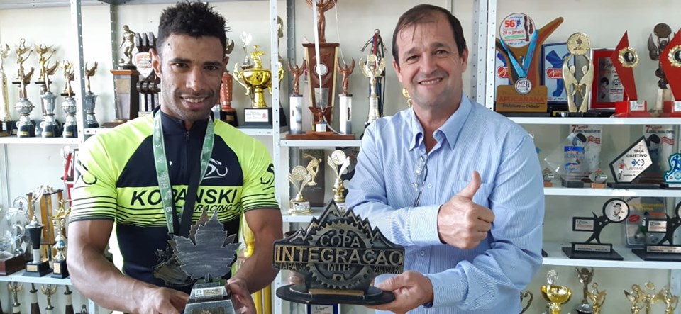 A DUPLA BRUNA BRITO E JOÃO DE DEUS, CONQUISTAM MAIS UM TROFÉU PARA JARDIM ALEGRE