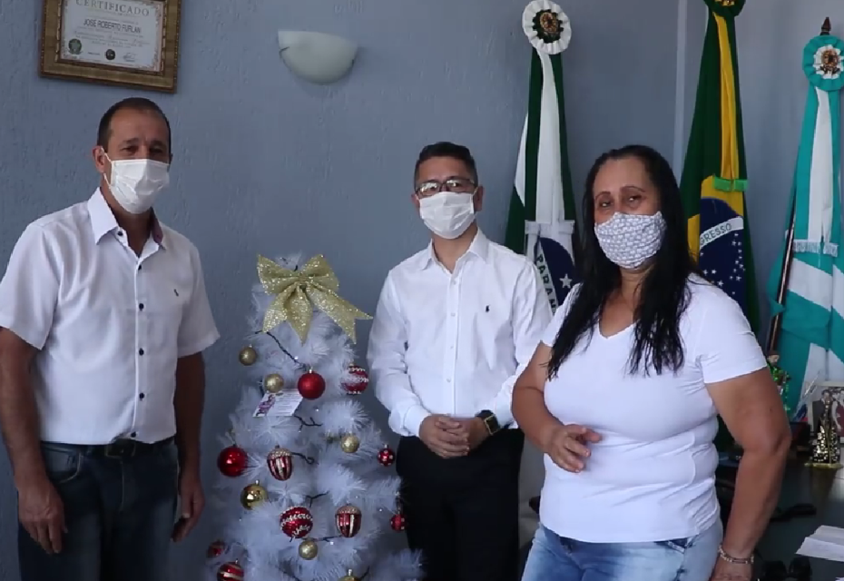 Um Feliz Natal e um Próspero Ano Novo aos cidadãos do município de Jardim Alegre