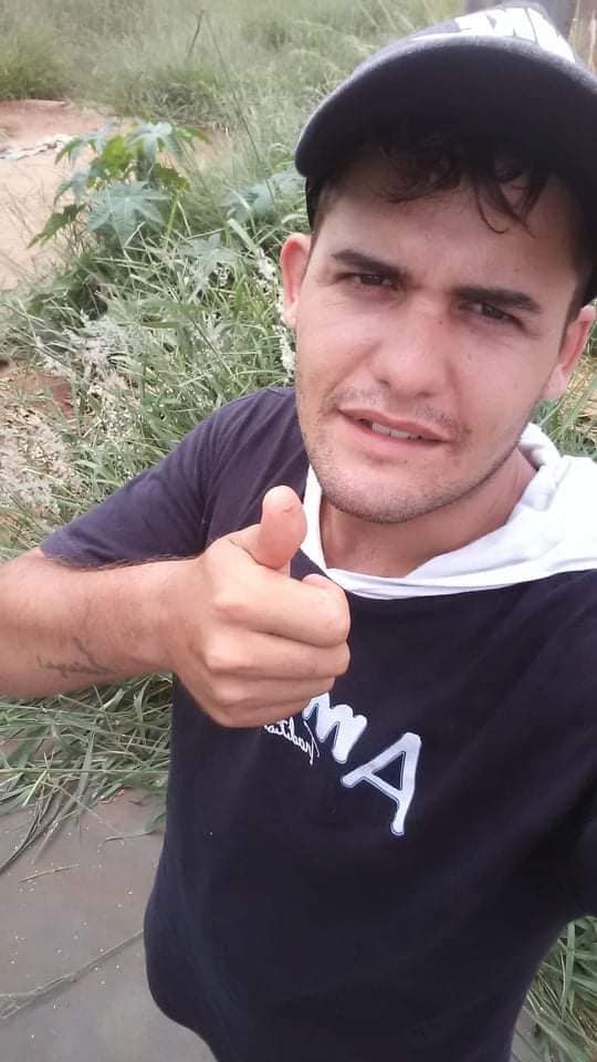 @Kerolayny Furquim pede ajuda para encontrar seu irmão que está desaparecido na nossa cidade