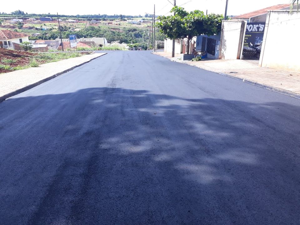 Recapes na Rua Bandeirantes e Crisântemos