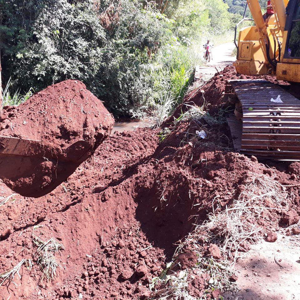 Construção da ponte na comunidade do Brasinha