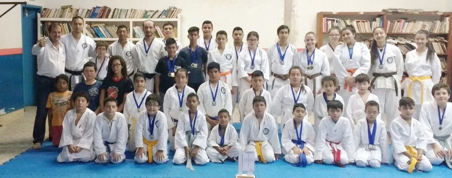ESPORTE - Karatê e Jardim Alegre conquistou medalhas em Guarapuava